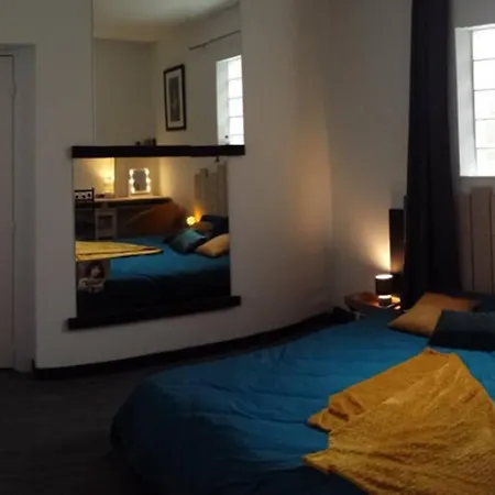 3 Chambres Et La Lune Apartament Châlons-en-Champagne