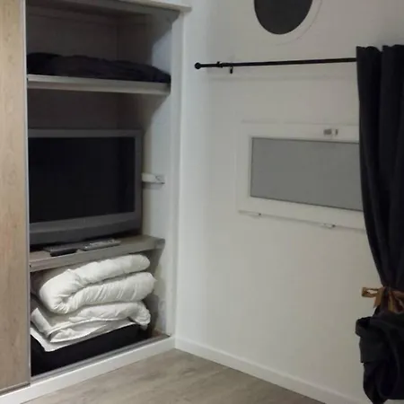 3 Chambres Et La Lune *